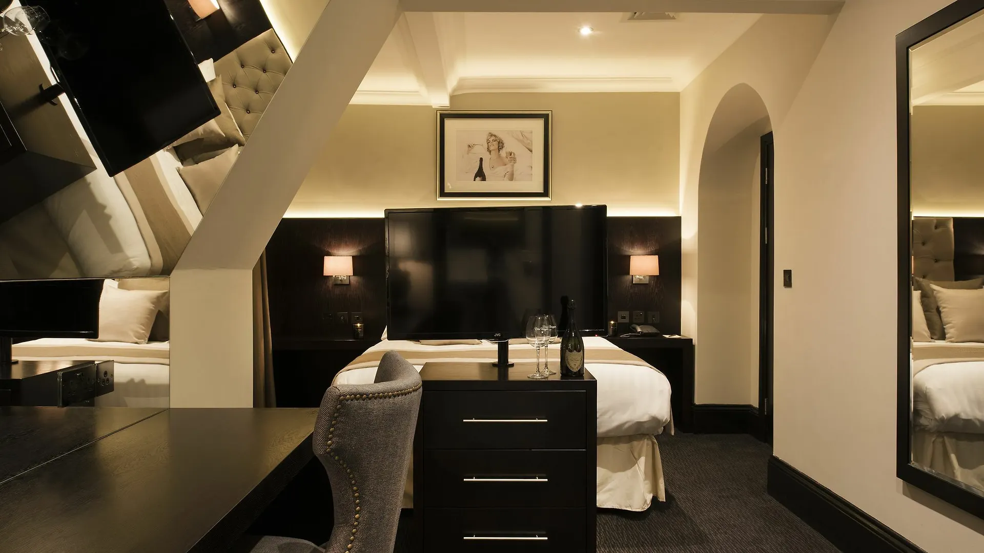 ****  The Vermont Aparthotel Newcastle upon Tyne United Kingdom