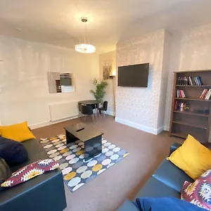 Warwick Street Professional Lets Newcastle upon Tyne