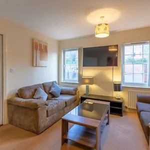 City Centre Spacious Town House Free Parking And Wifi Newcastle upon Tyne